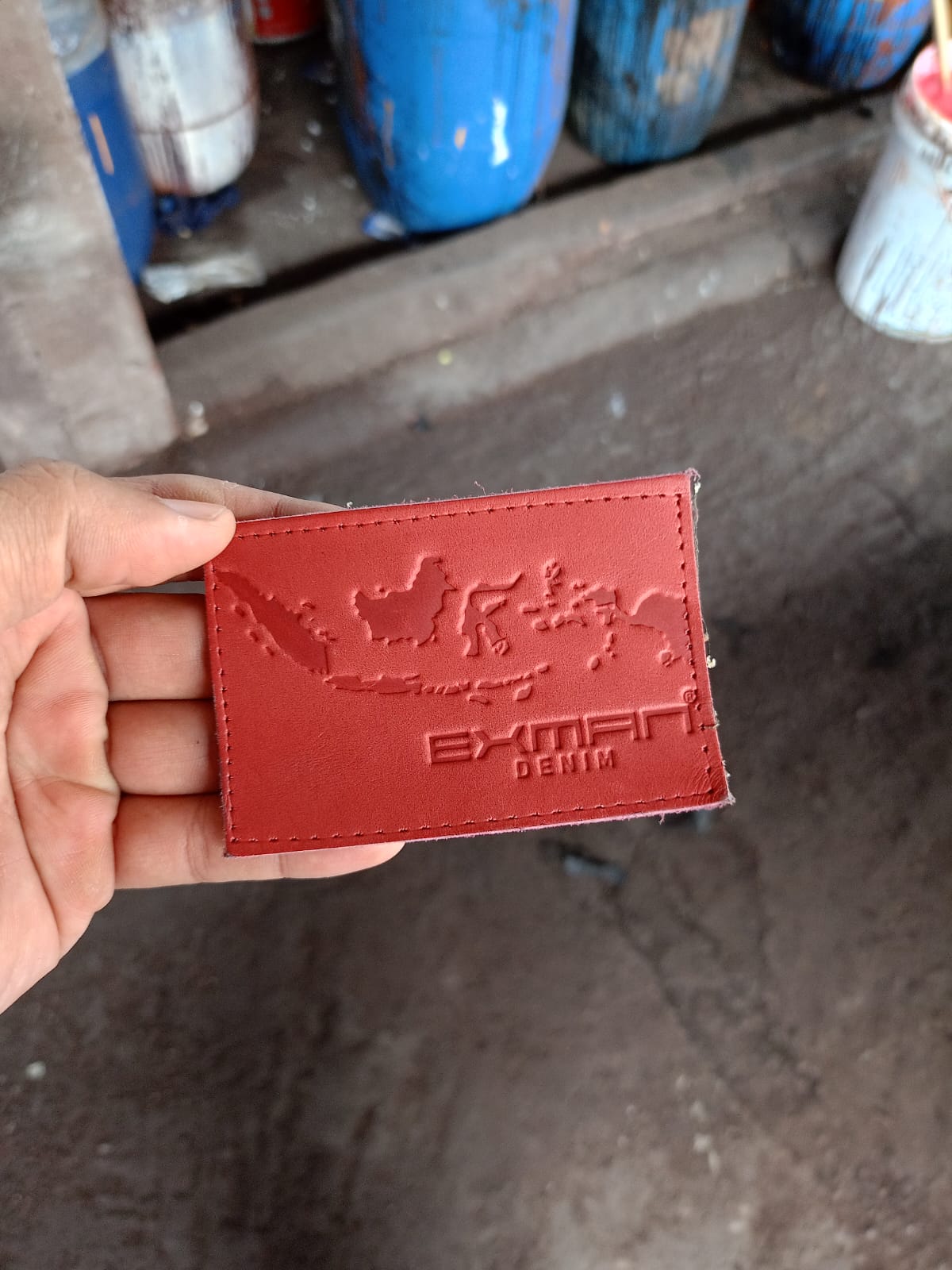 Sample Produk: Patch kulit emboss EXMAN